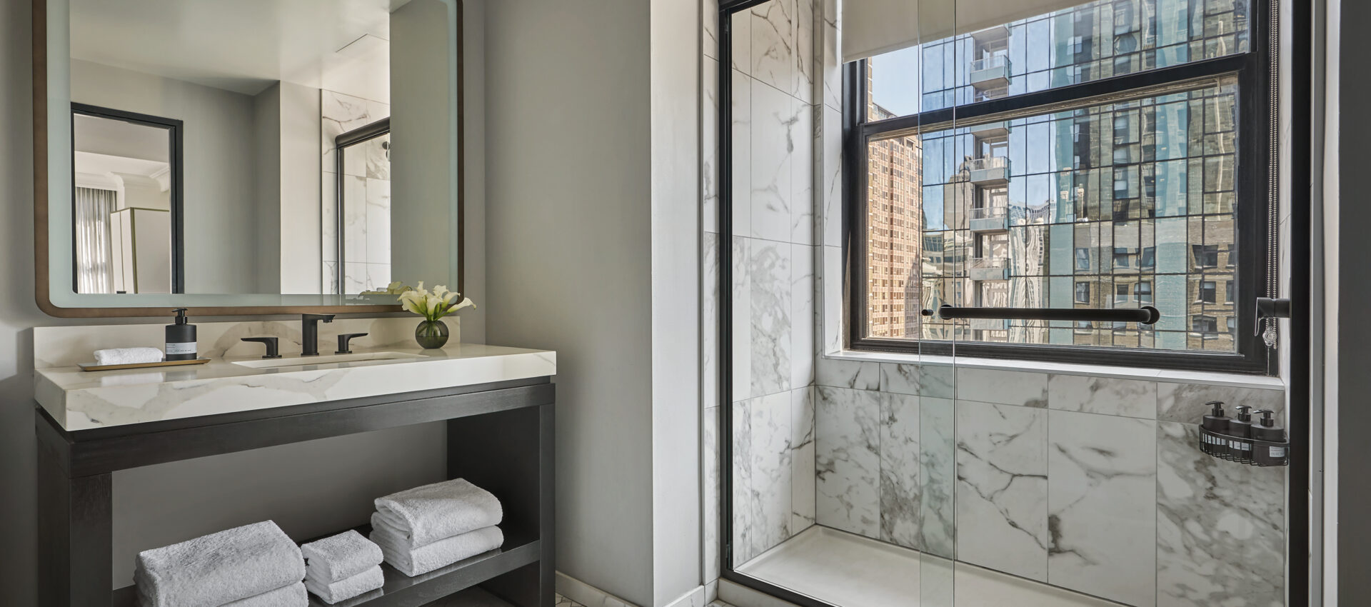 PENDRY SUITE IN DOWNTOWN CHICAGO IL visual data 5