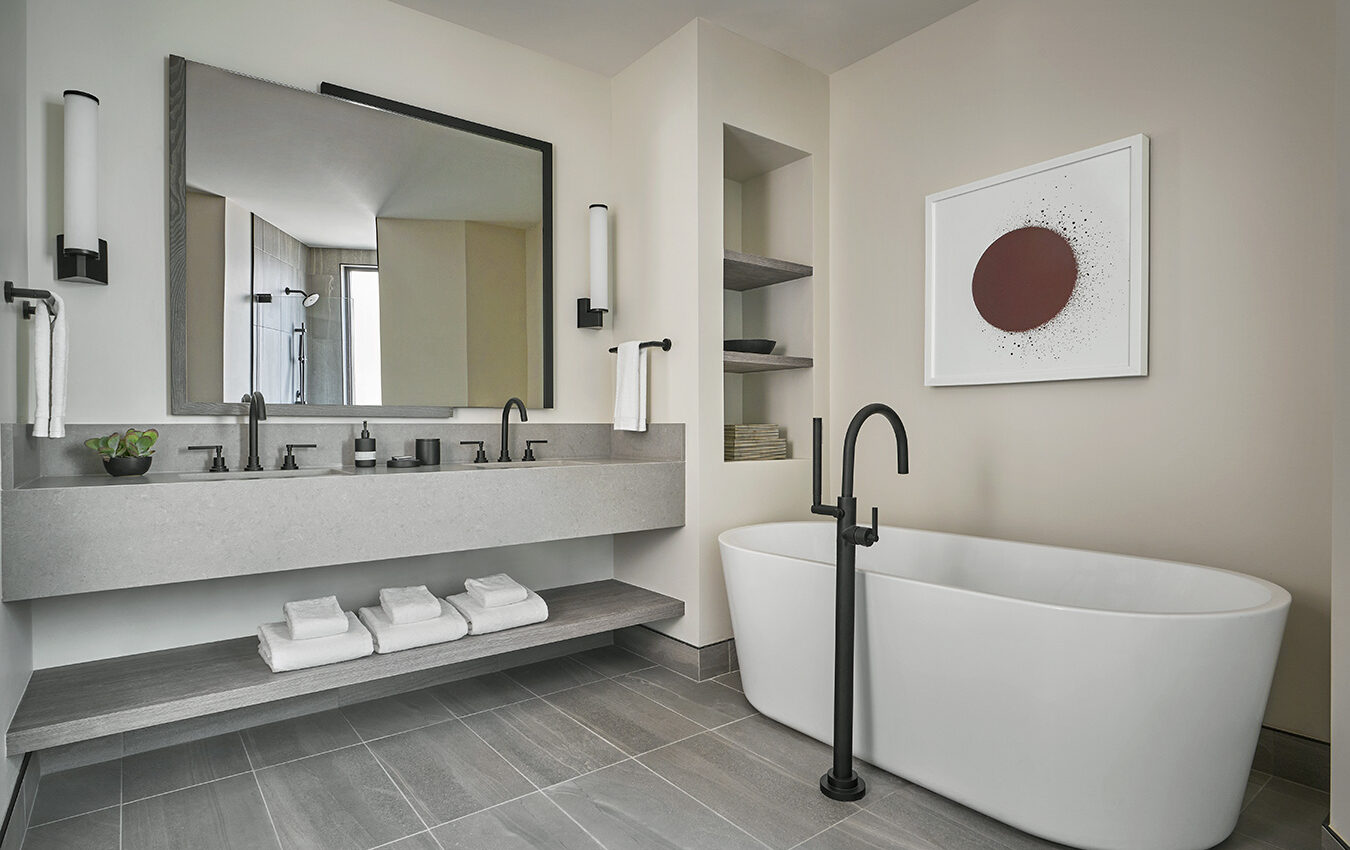 Bathroom with tub