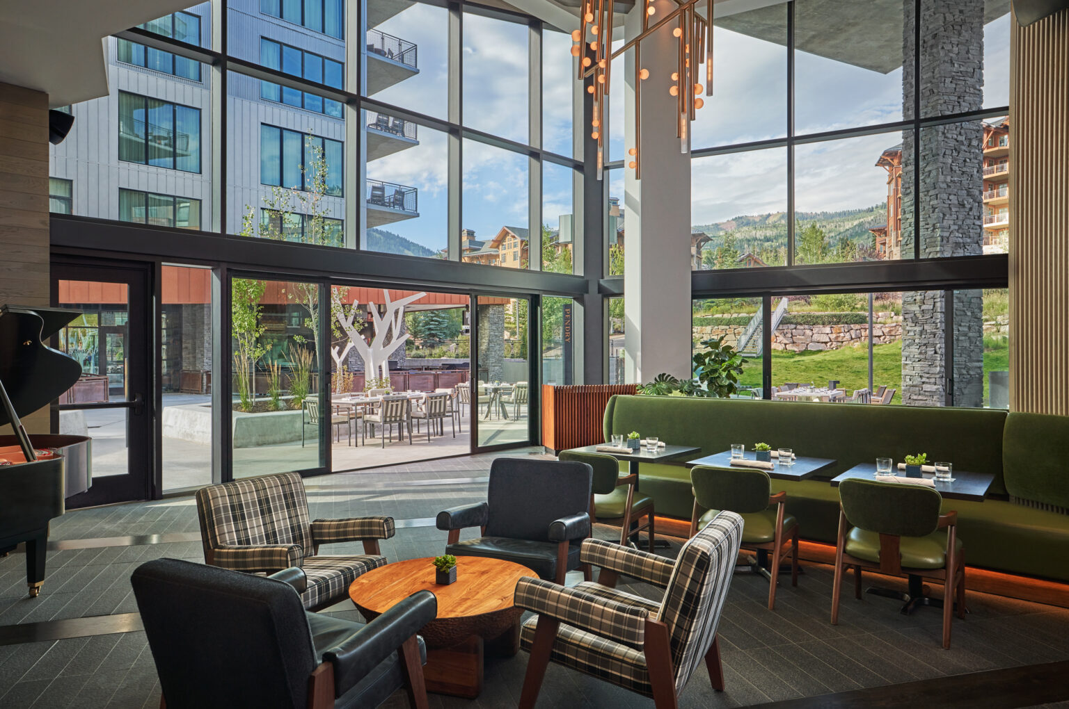 Apres Pendry dining room at Pendry Park City, a luxury Utah resort