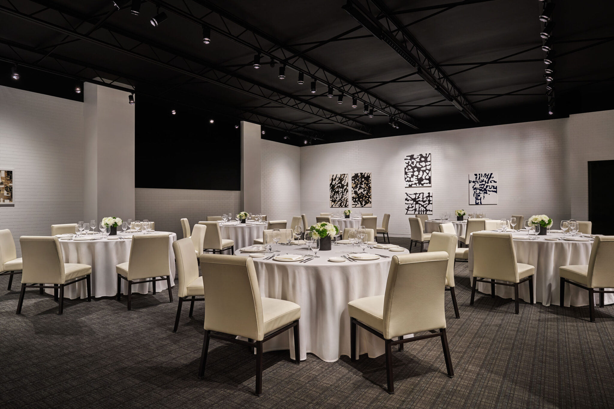 The Salon meeting venue at Pendry Park City