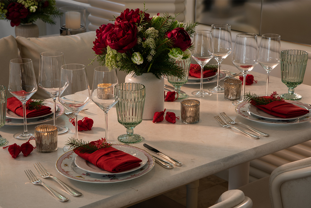 Table set up with holiday decor at Pendry Newport Beach.