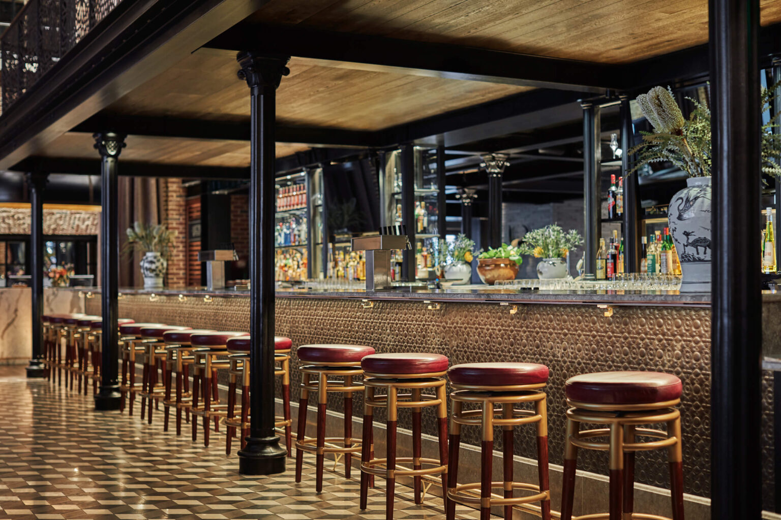 Rec Pier Chop House bar at Baltimore restaurant.