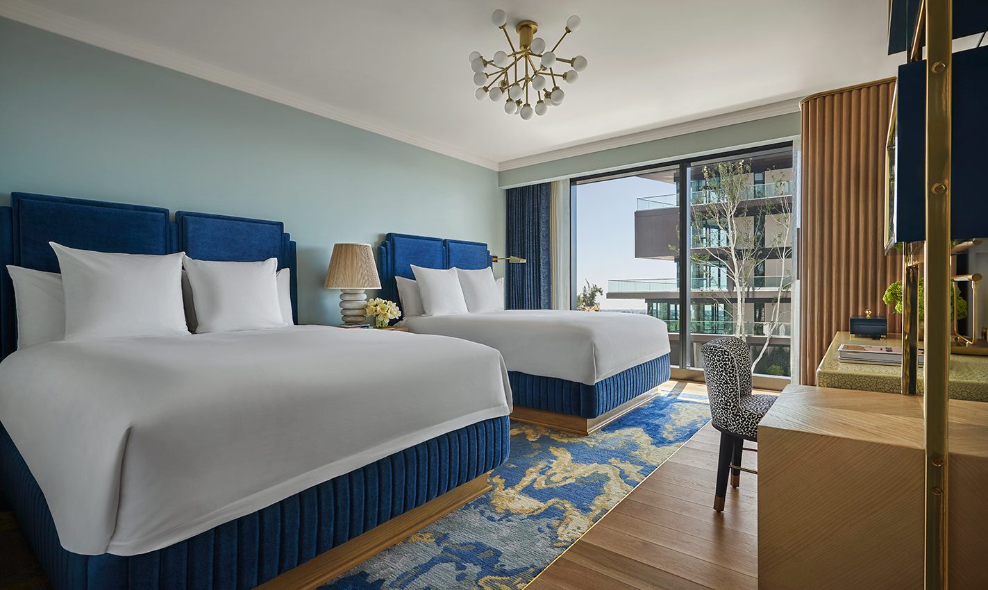 Piazza Queen Queen Hotel Room Pendry West Hollywood