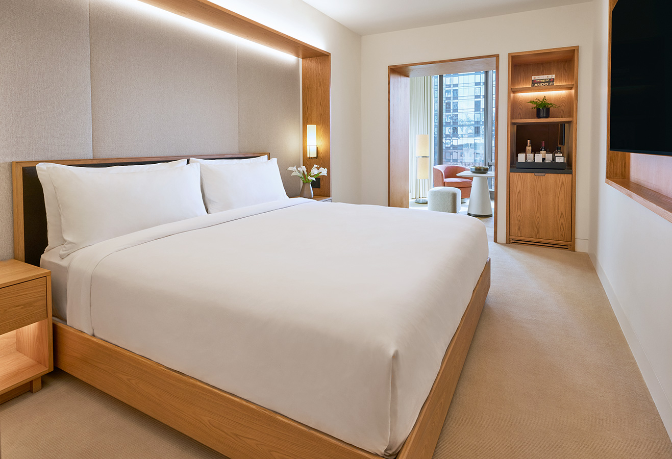 A king bed in a guestroom at Pendry Manhattan West.