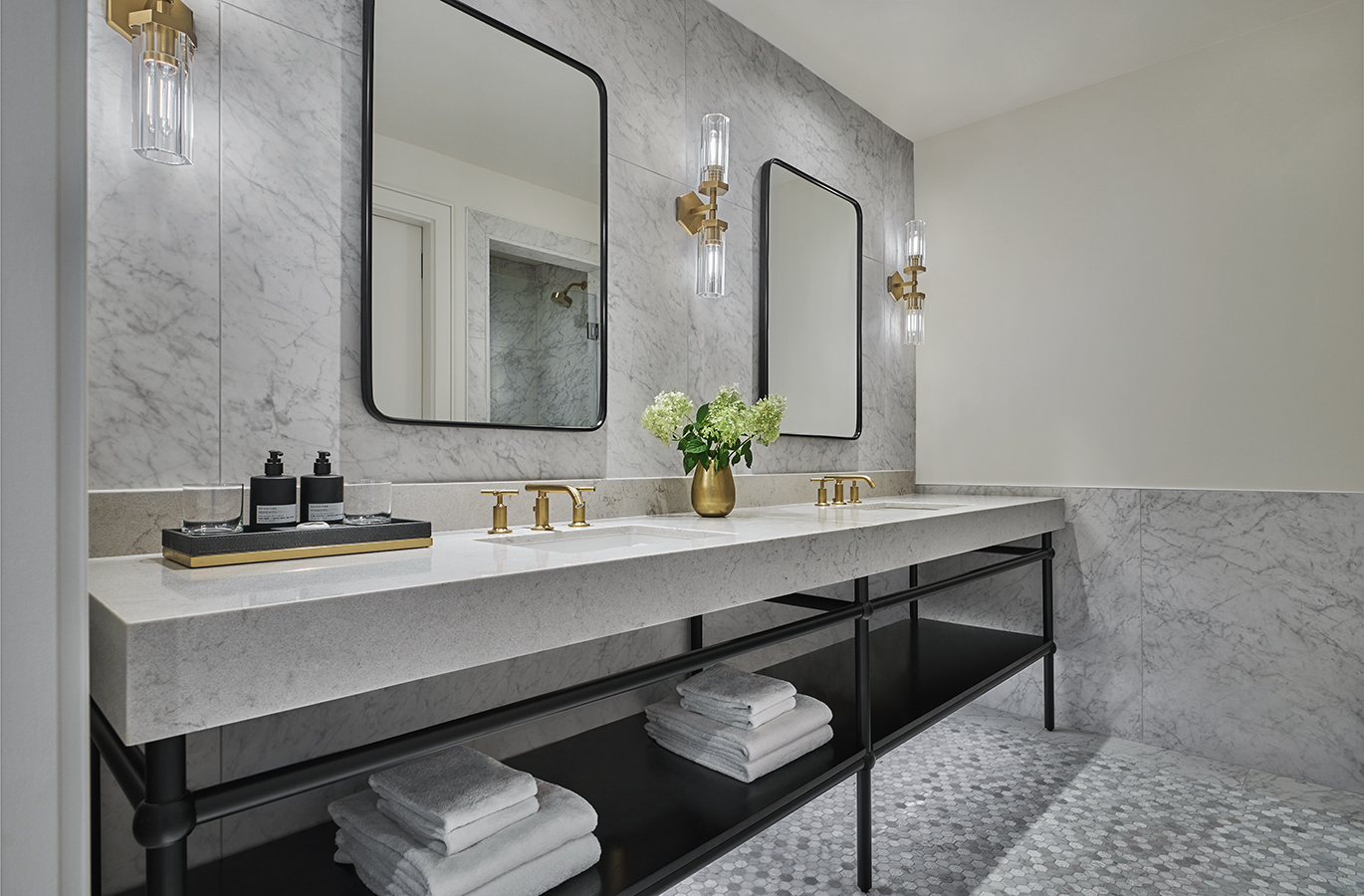 A bathroom in a Pendry Natirar guestroom
