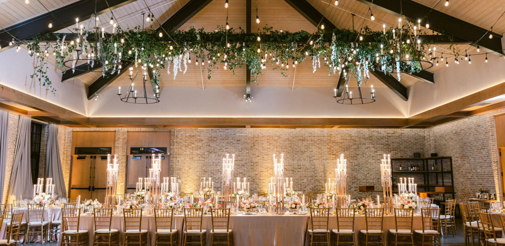 Luxury New Jersey wedding venue near NYC with reception tables set for an elegant celebration.